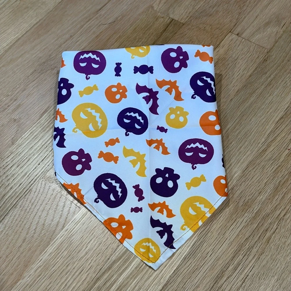 Jack-o’-lantern, Bat, Skull Patterned Pet Bandana Cats and Dogs